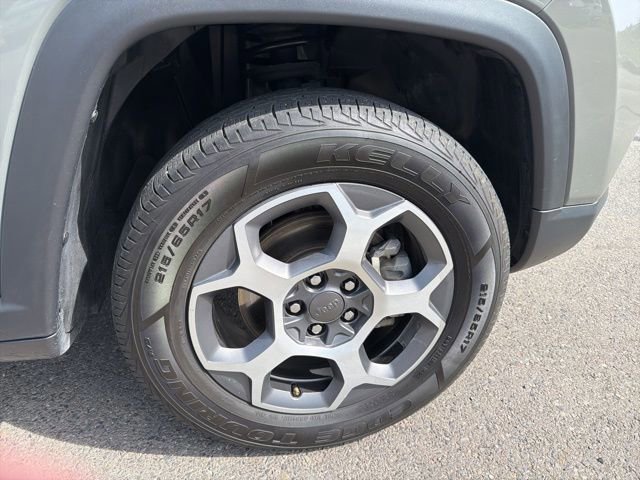 Used 2022 Jeep Compass Trailhawk w/ Trailhawk Elite Group image 8