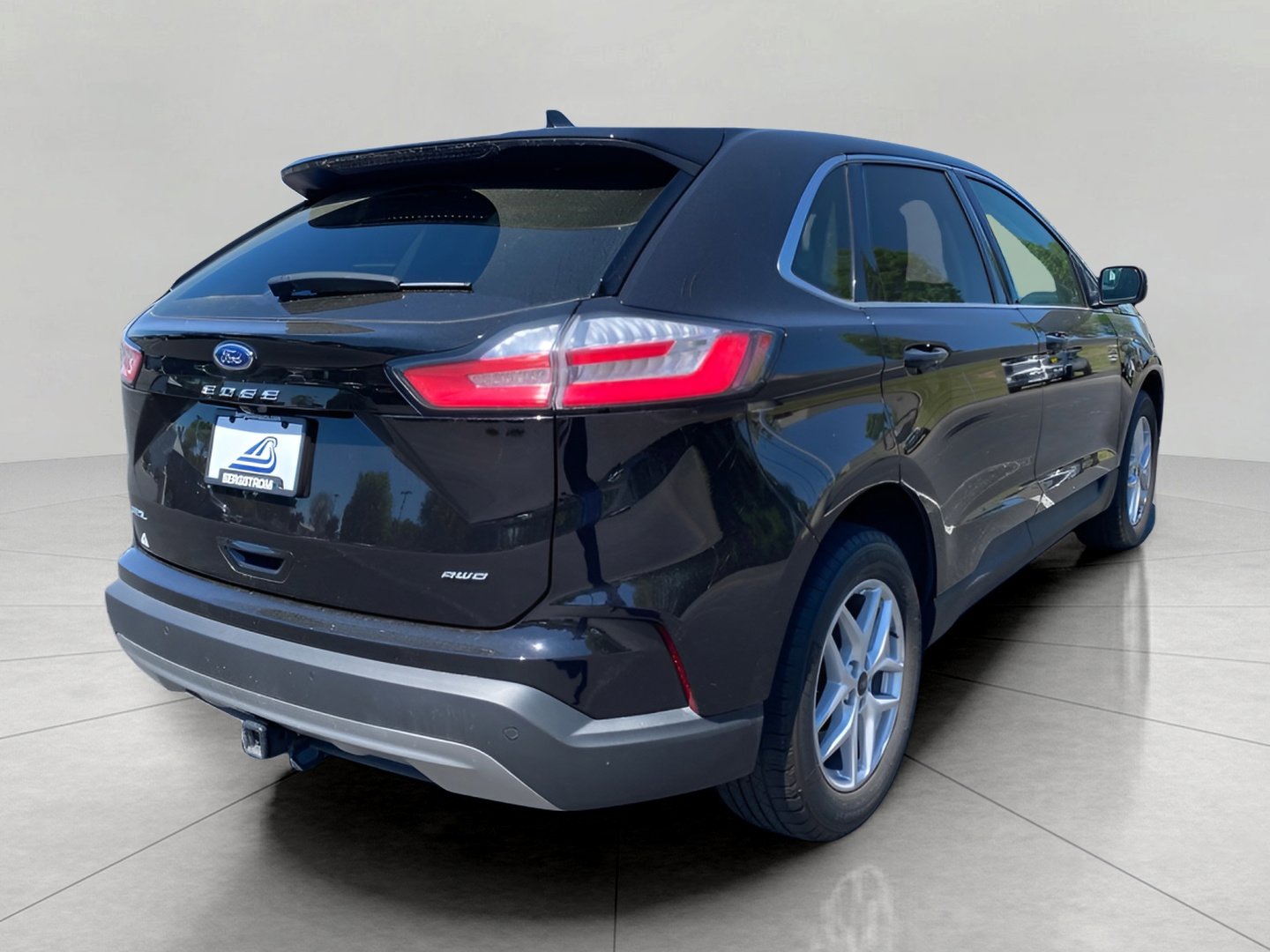 Certified 2024 Ford Edge SEL AWD/4WD image 10