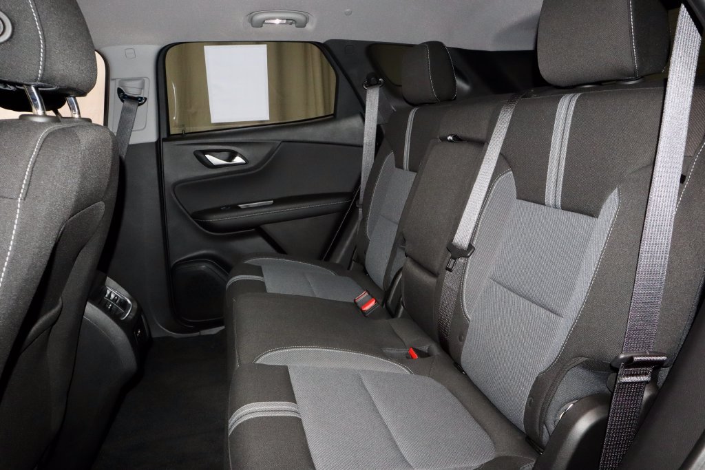 Used 2024 Chevrolet Blazer LT w/ Convenience Package FWD image 22