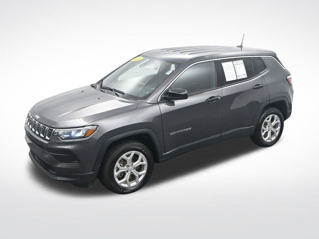Used 2024 Jeep Compass Sport AWD/4WD image 36