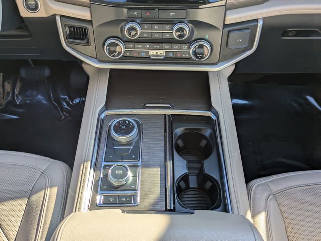 Certified 2024 Ford Expedition Limited image 19