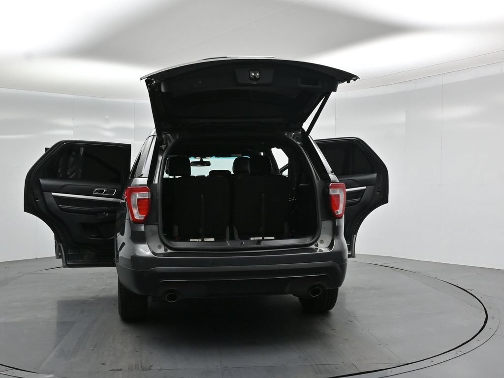 Certified 2017 Ford Explorer XLT w/ Equipment Group 202A FWD image 34