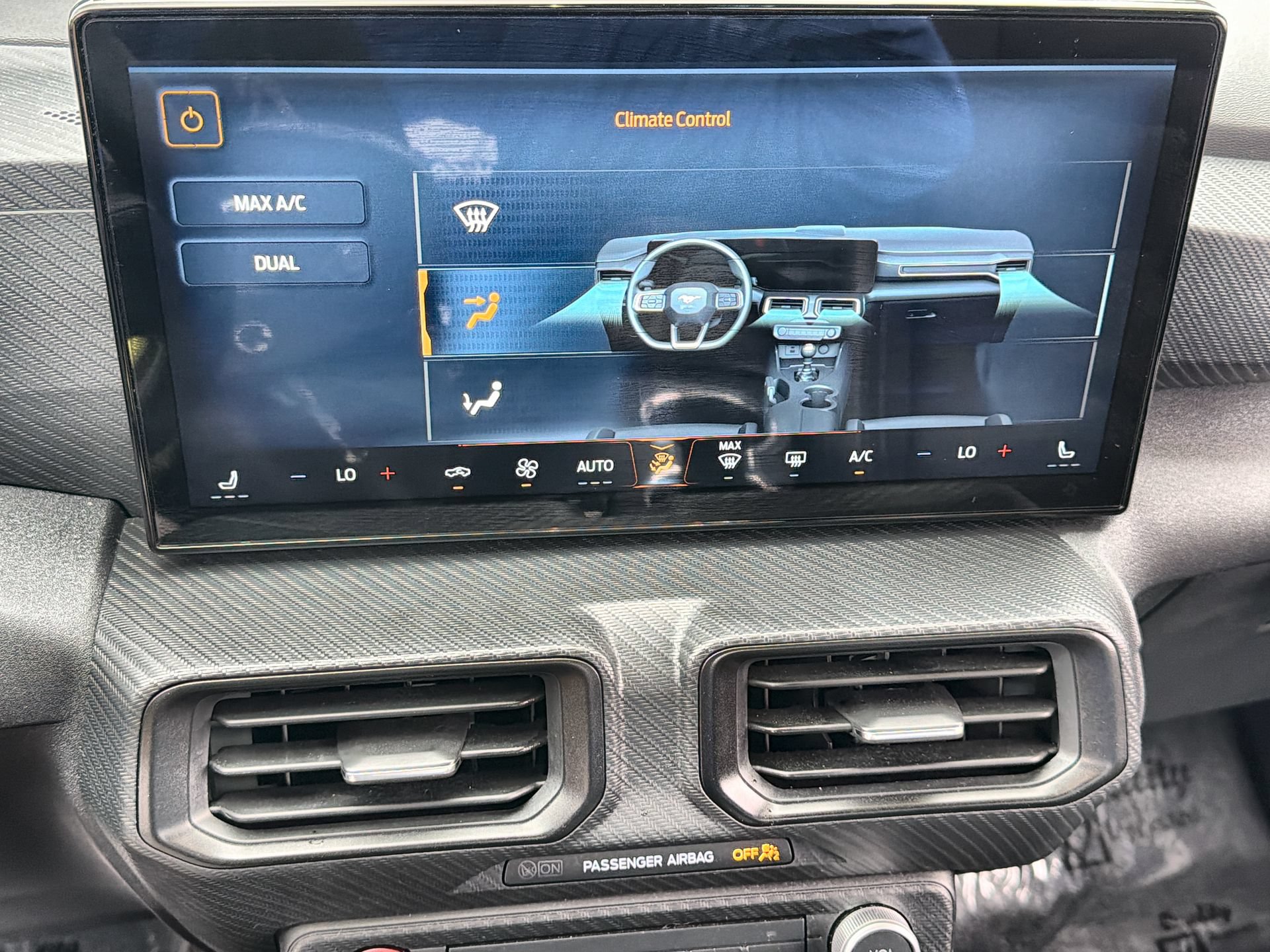 Certified 2024 Ford Mustang Coupe RWD image 18