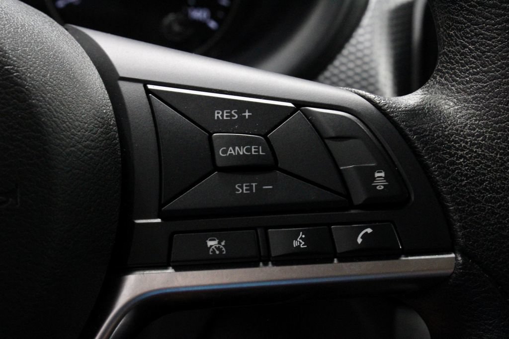 Used 2024 Nissan Kicks SV FWD image 28