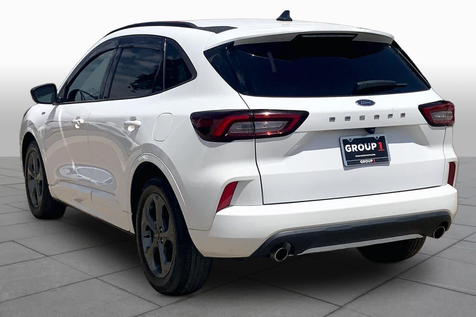 Certified 2023 Ford Escape ST-Line FWD image 12