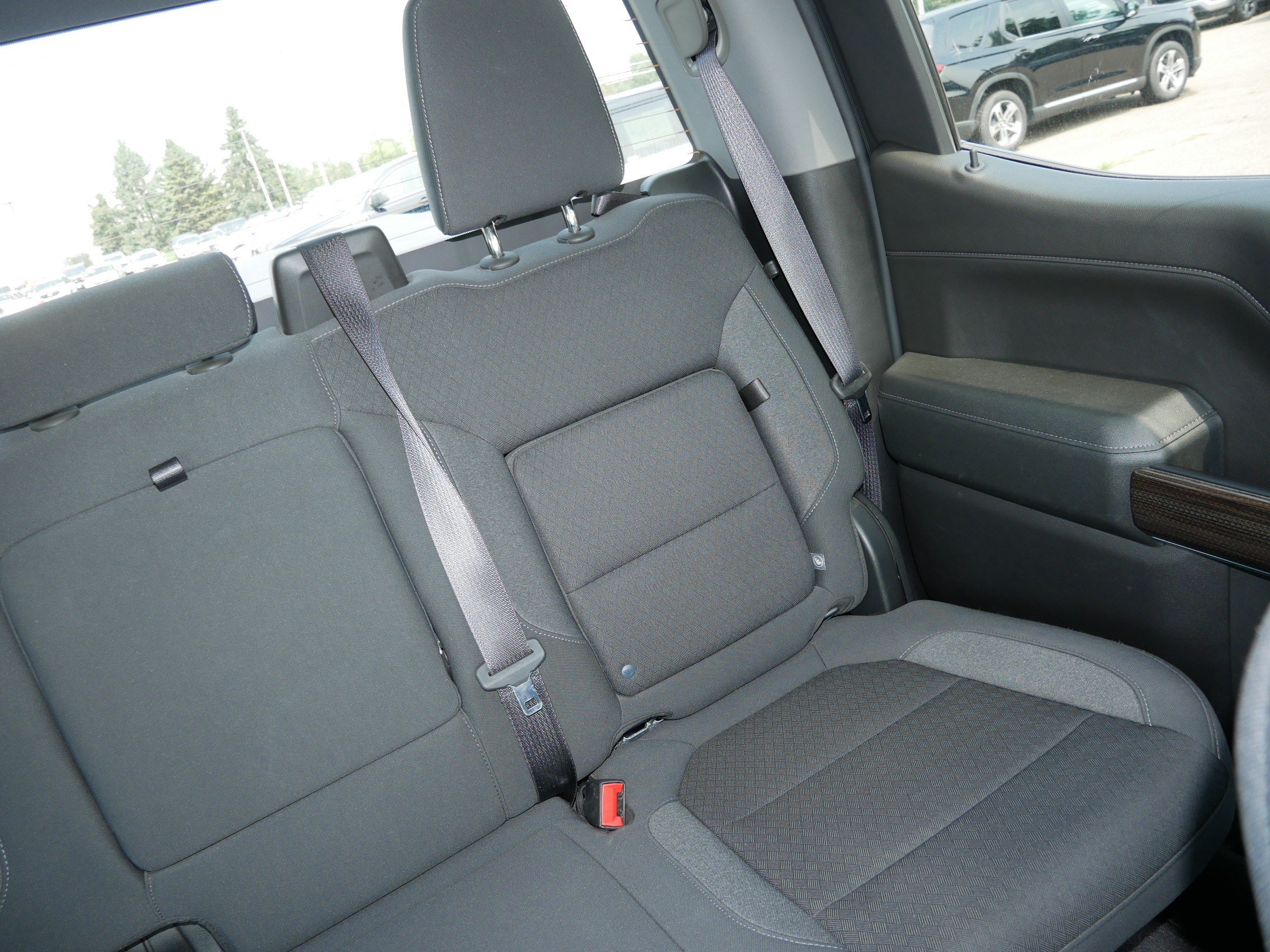 Used 2020 Chevrolet Silverado 1500 RST AWD/4WD image 14