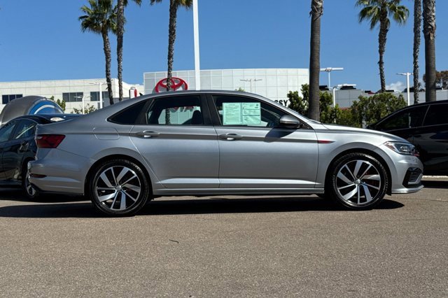 Used 2021 Volkswagen Jetta GLI image 2