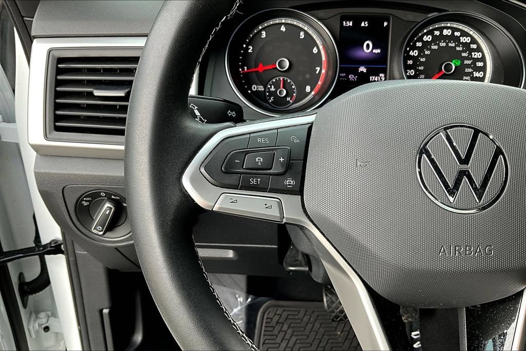Used 2021 Volkswagen Atlas Cross Sport SE AWD/4WD image 13