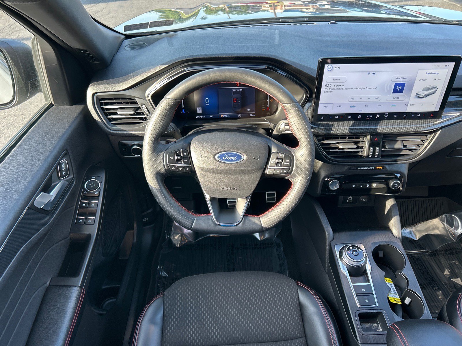 Certified 2024 Ford Escape ST-Line w/ Tech Pack #1 AWD/4WD image 2