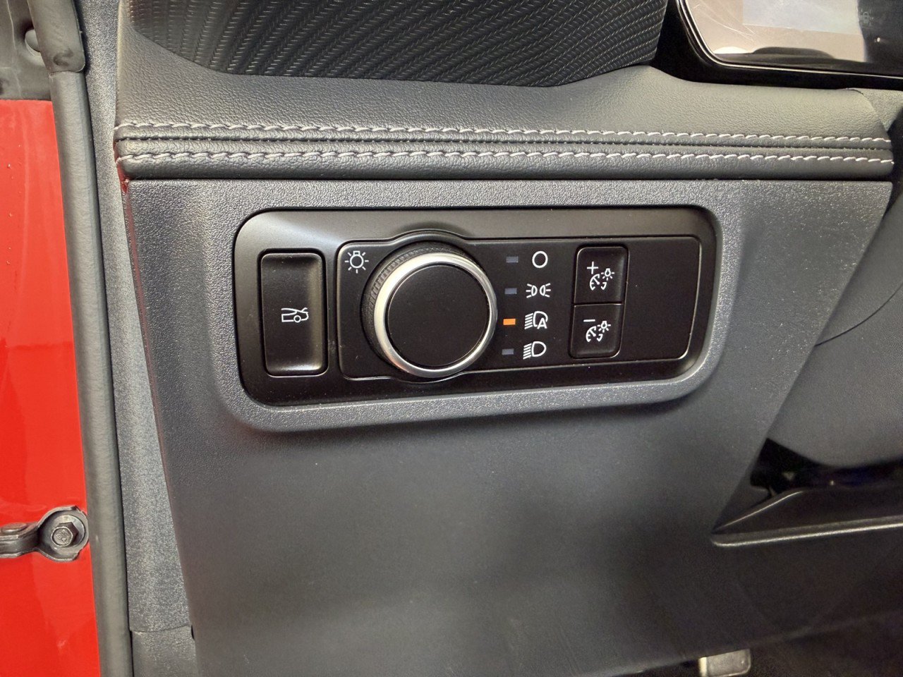 Certified 2025 Ford Mustang Premium RWD image 27
