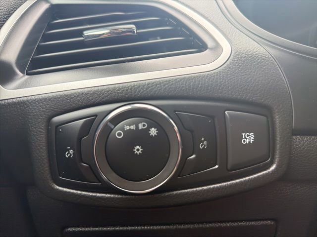 Certified 2024 Ford Edge SEL image 18