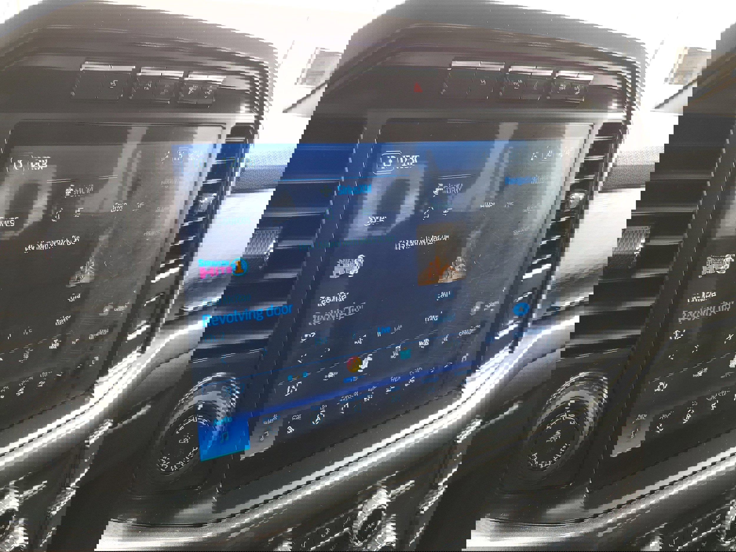 Certified 2022 Ford F150 XLT w/ Equipment Group 302A High image 33