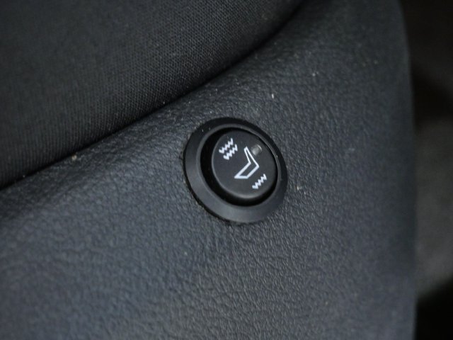 Used 2017 Volkswagen Tiguan S AWD/4WD image 11