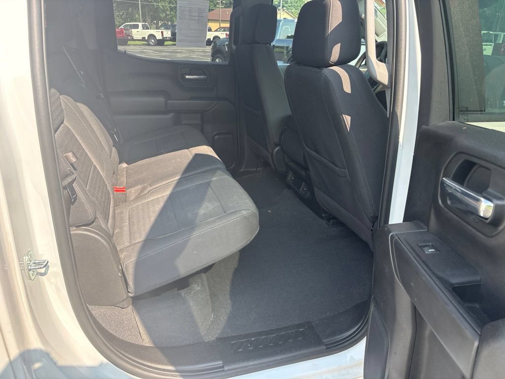 Used 2023 Chevrolet Silverado 1500 Custom AWD/4WD image 8