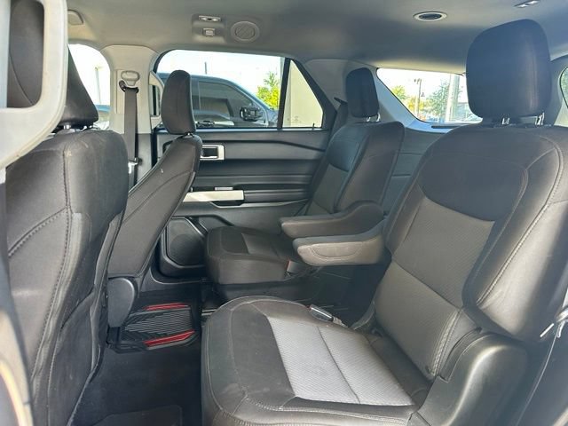 Certified 2022 Ford Explorer XLT w/ Class IV Trailer Tow Package RWD image 15
