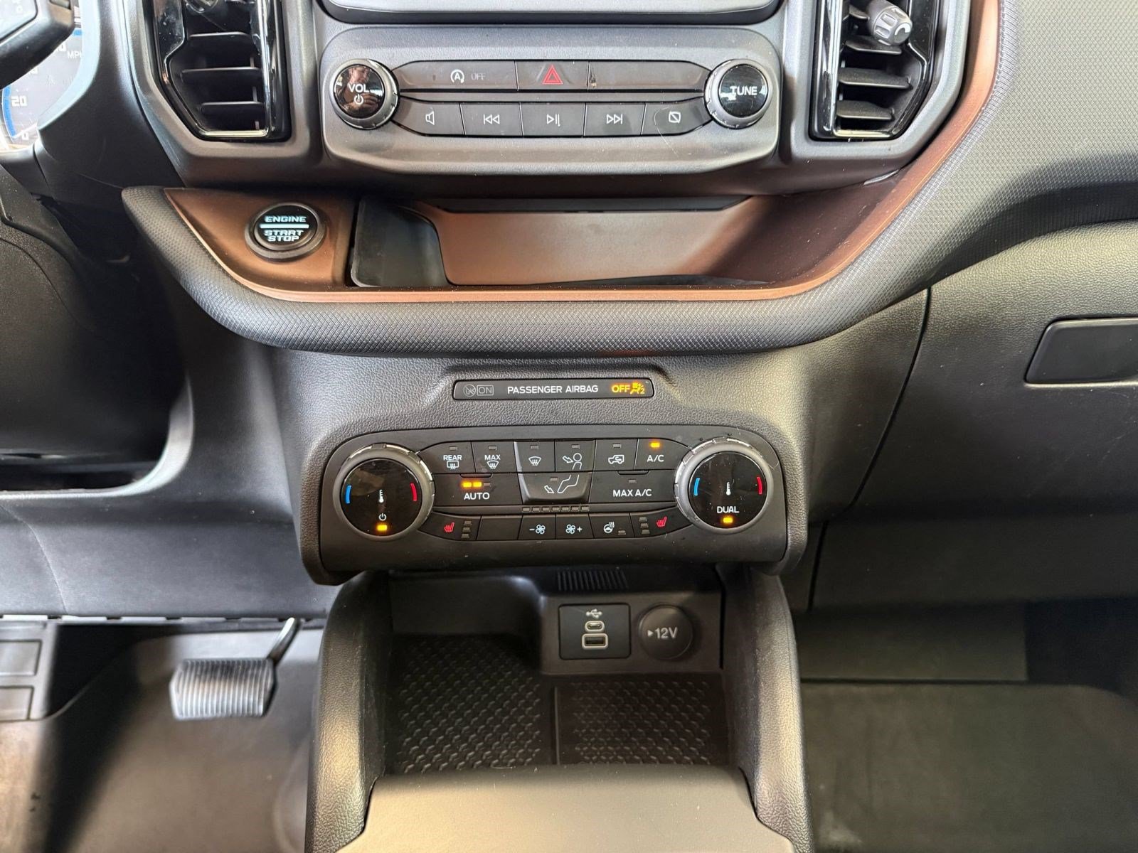 Certified 2024 Ford Bronco Sport Outer Banks AWD/4WD image 24