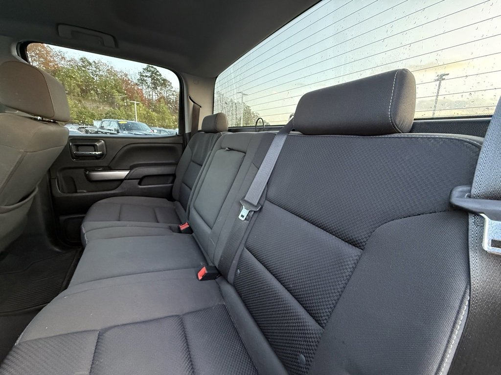 Used 2018 Chevrolet Silverado 1500 LT w/ All Star Edition image 28