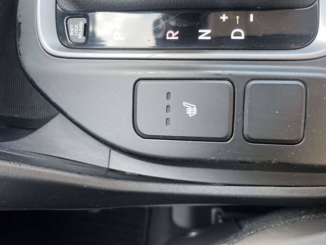 Used 2017 Hyundai Santa Fe Sport FWD image 31