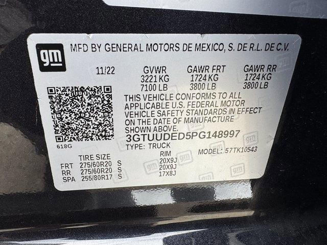 Used 2023 GMC Sierra 1500 SLT w/ SLT Premium Package image 30