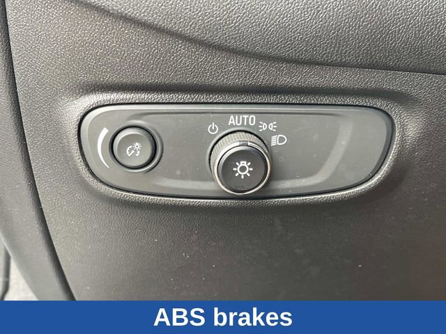 Used 2023 Chevrolet Equinox LT FWD image 40