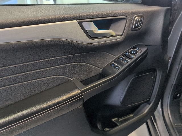Certified 2023 Ford Escape Platinum image 15