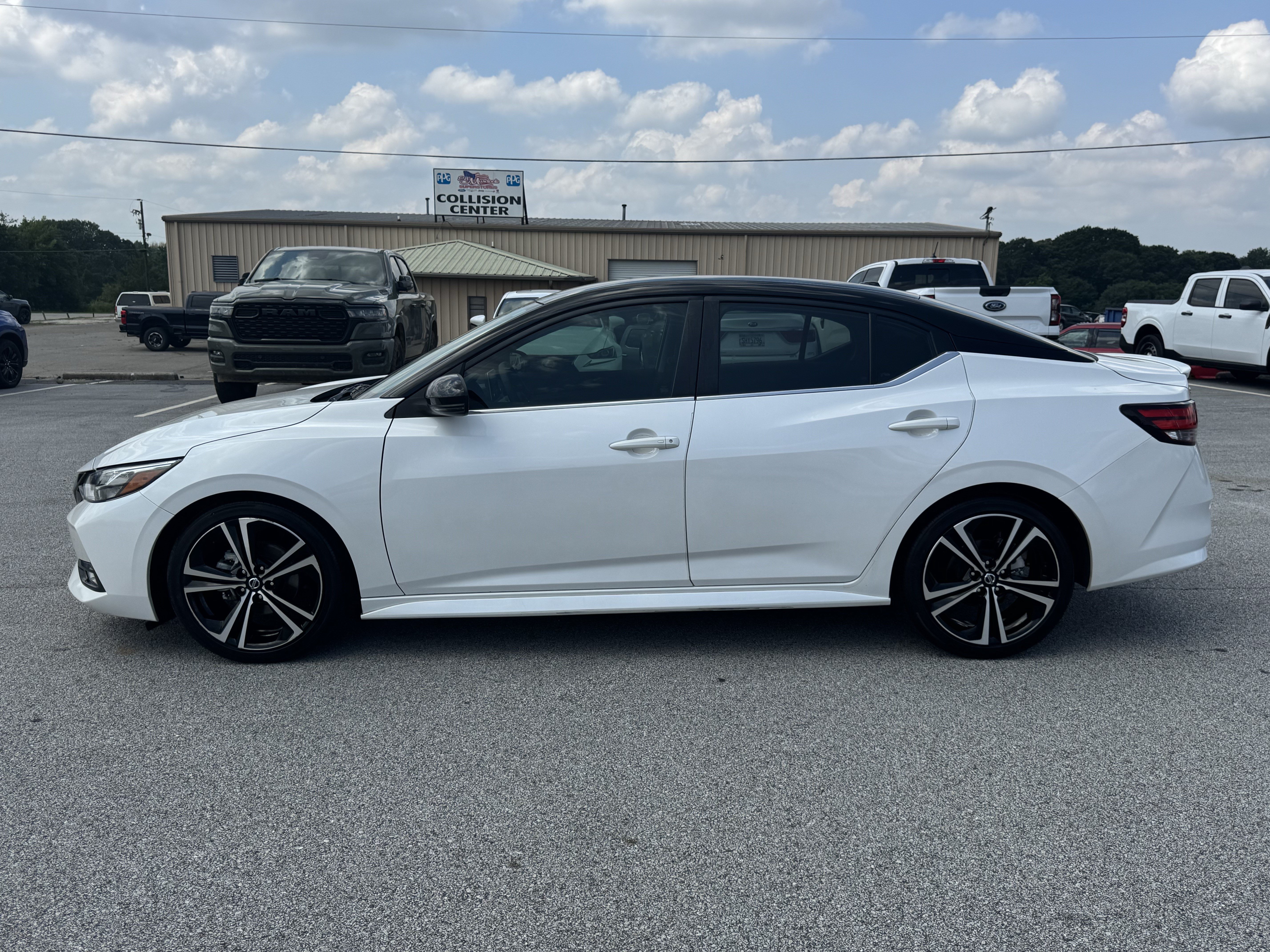 Used 2021 Nissan Sentra SR FWD image 8