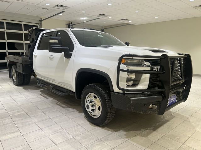 Used 2022 Chevrolet Silverado 3500 LT w/ Texas Edition image 2