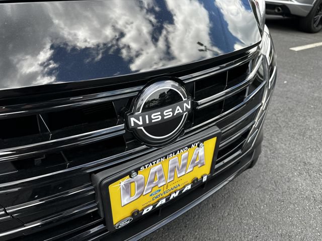 Used 2024 Nissan Versa SV w/ Trunk Package FWD image 10