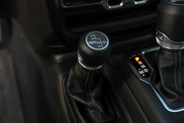 Used 2025 Jeep Wrangler Sport image 36