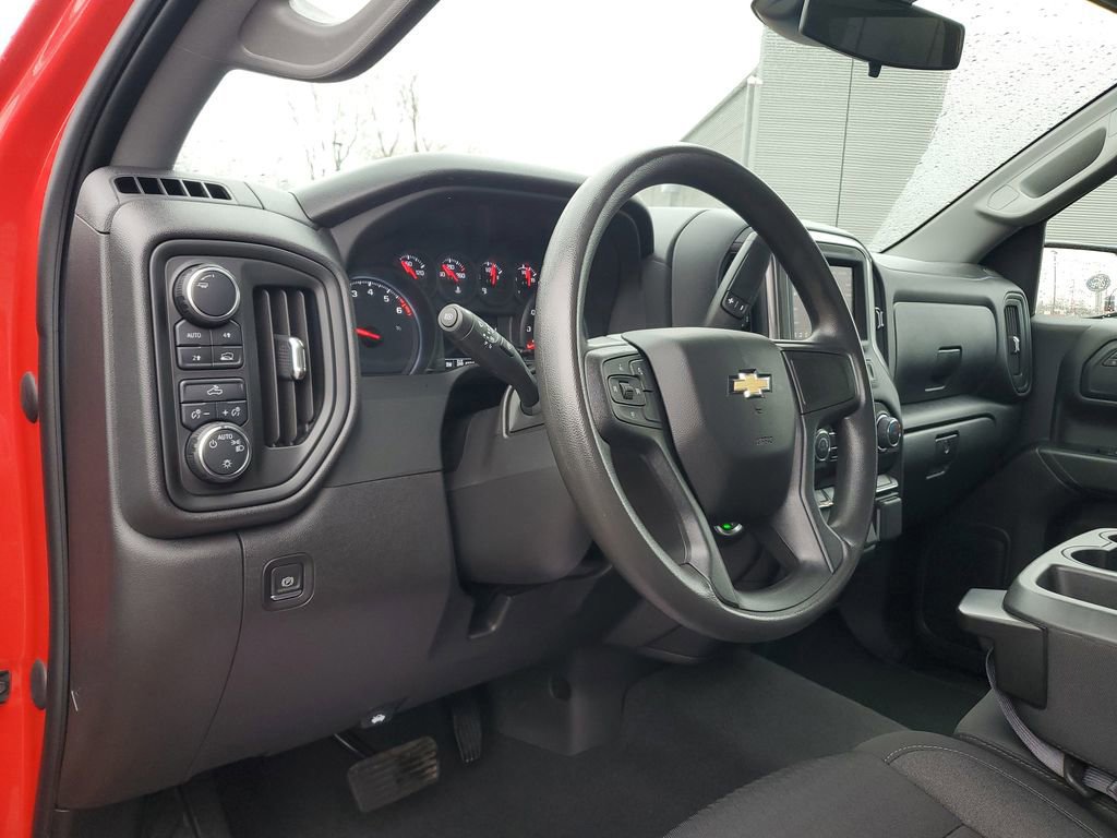 Used 2023 Chevrolet Silverado 1500 Custom w/ LPO, Dark Essentials Package image 15