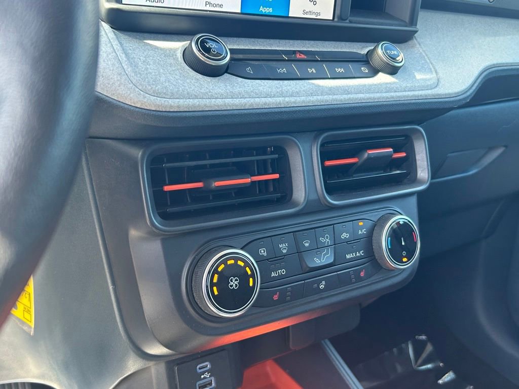 Certified 2022 Ford Maverick XLT w/ XLT Luxury Package image 37