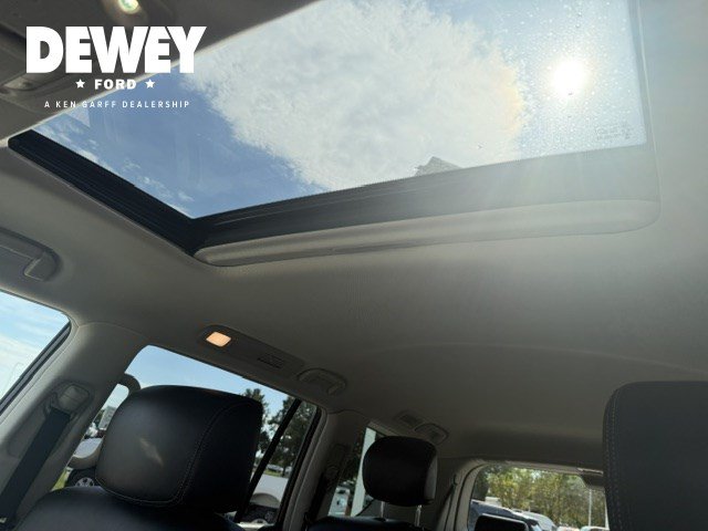 Used 2022 Nissan Armada Platinum w/ Captain's Chairs Package AWD/4WD image 18