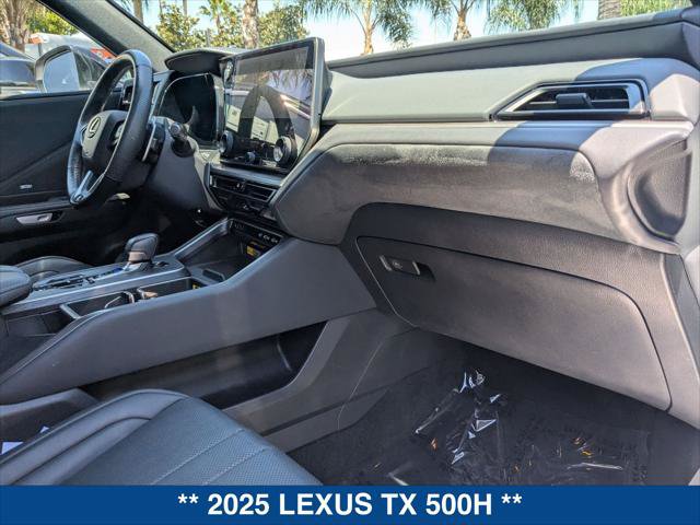 Used 2025 Lexus TX 500h AWD w/ Technology Package image 23