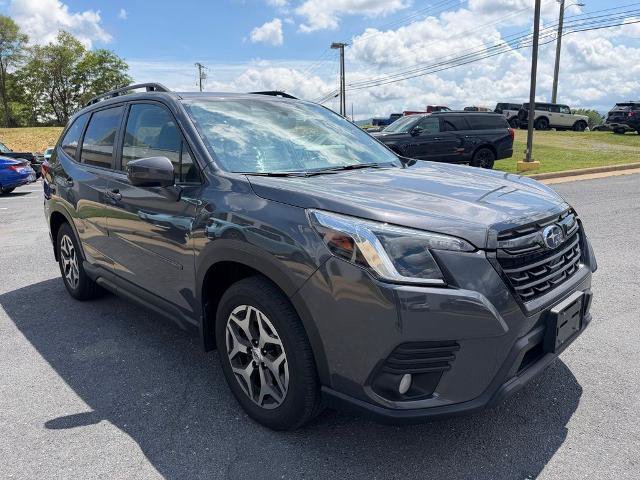 Used 2022 Subaru Forester Premium AWD/4WD image 7