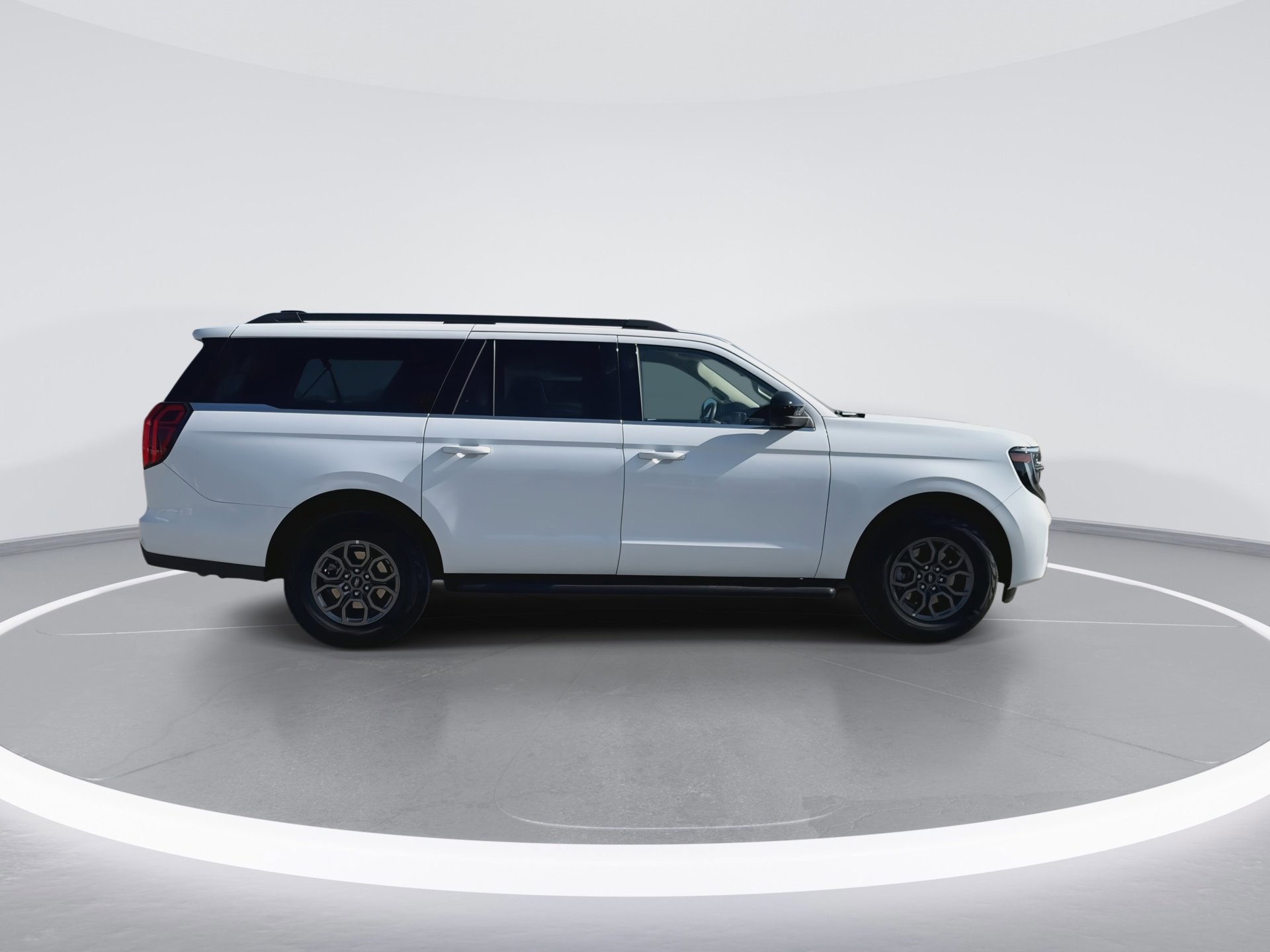 Certified 2025 Ford Expedition Max Active image 3