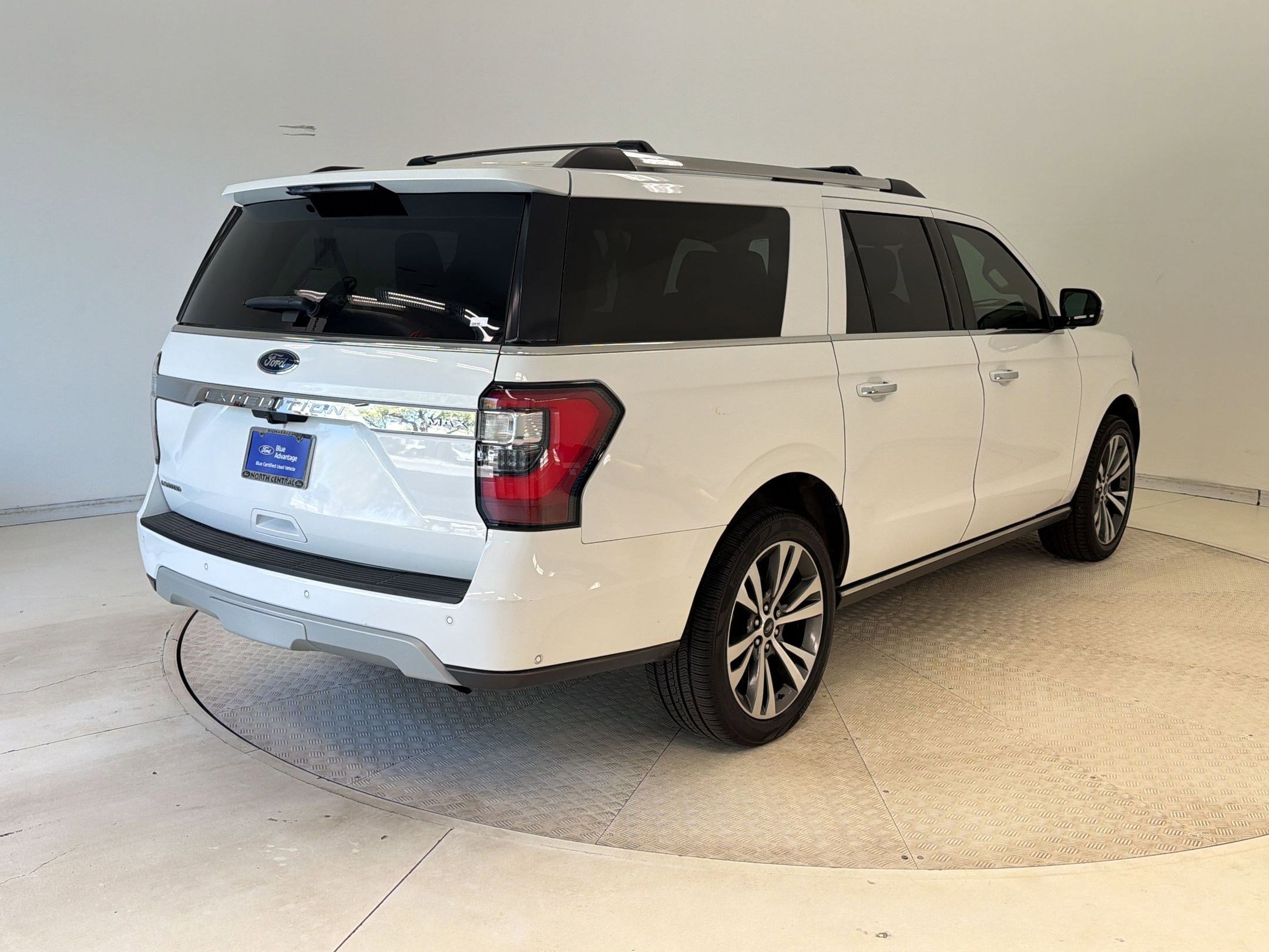 Certified 2021 Ford Expedition Max Limited image 9