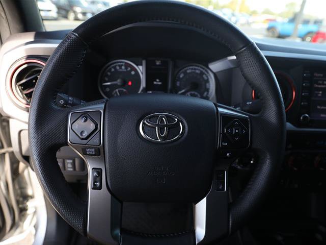 Used 2023 Toyota Tacoma Limited AWD/4WD image 31