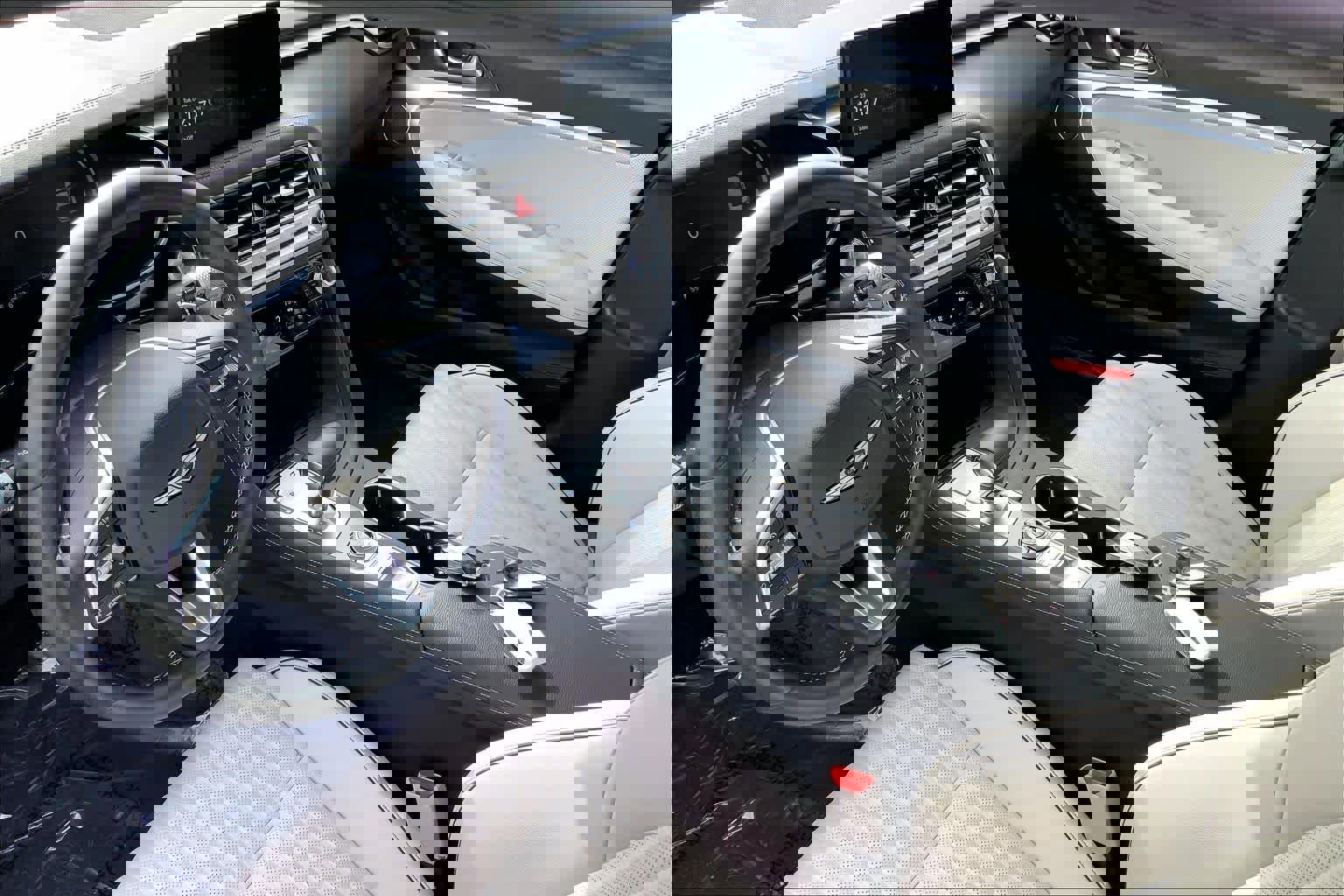 Used 2025 Genesis G70 2.5T w/ Sport Prestige Package image 15