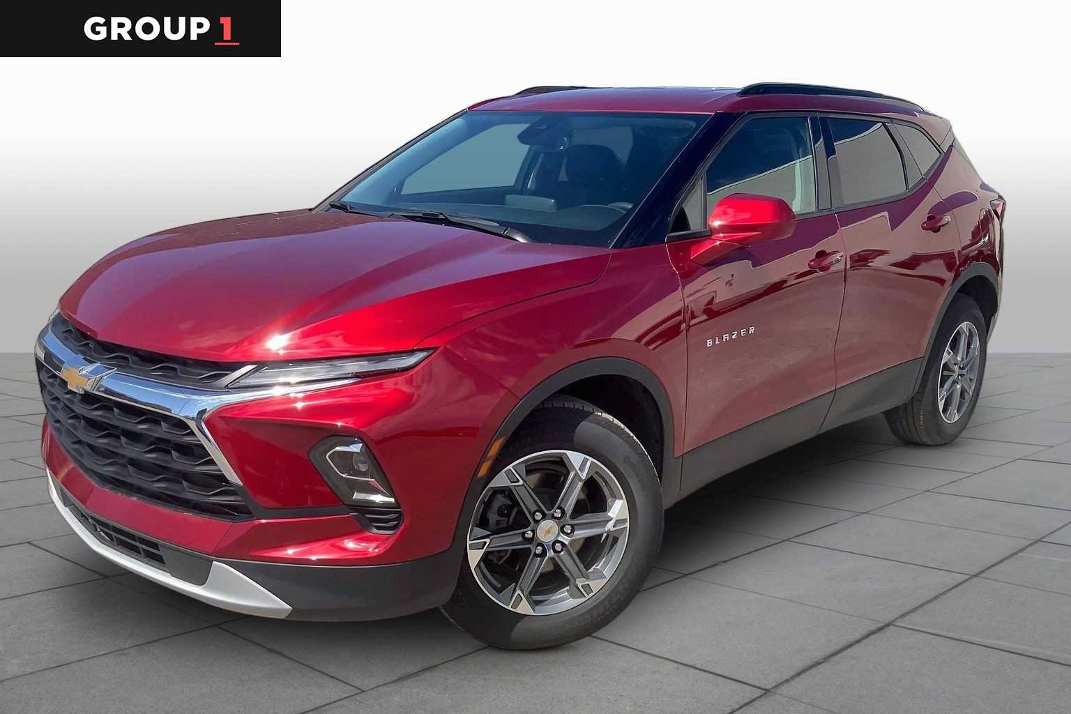 Used 2024 Chevrolet Blazer LT w/ Convenience Package FWD image 1