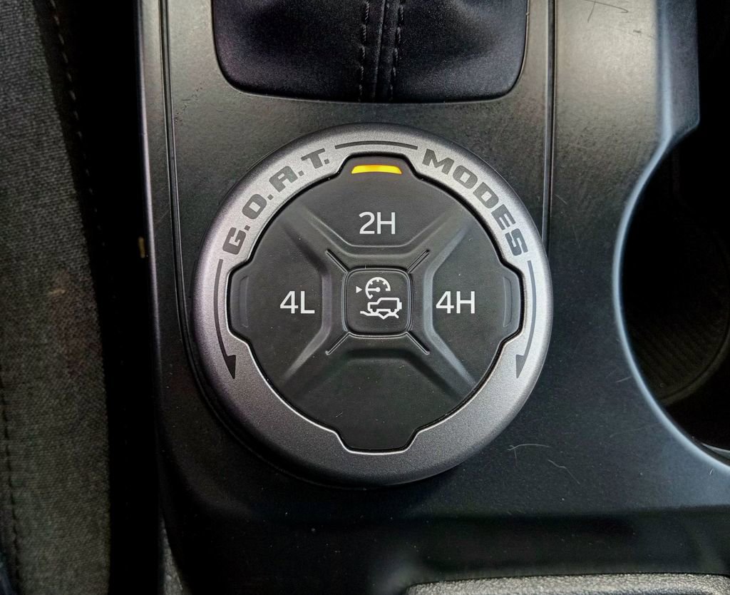 Certified 2025 Ford Bronco Big Bend image 11