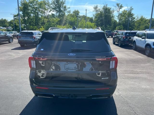Certified 2025 Ford Explorer ST-Line w/ Premium Package AWD/4WD image 7