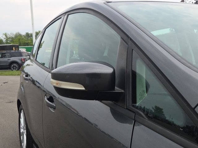 Certified 2017 Ford C-MAX SE w/ Equipment Group 201A FWD image 5