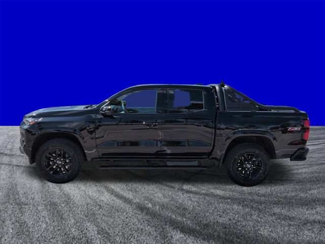 Used 2025 Chevrolet Colorado Z71 w/ Midnight Edition AWD/4WD image 7