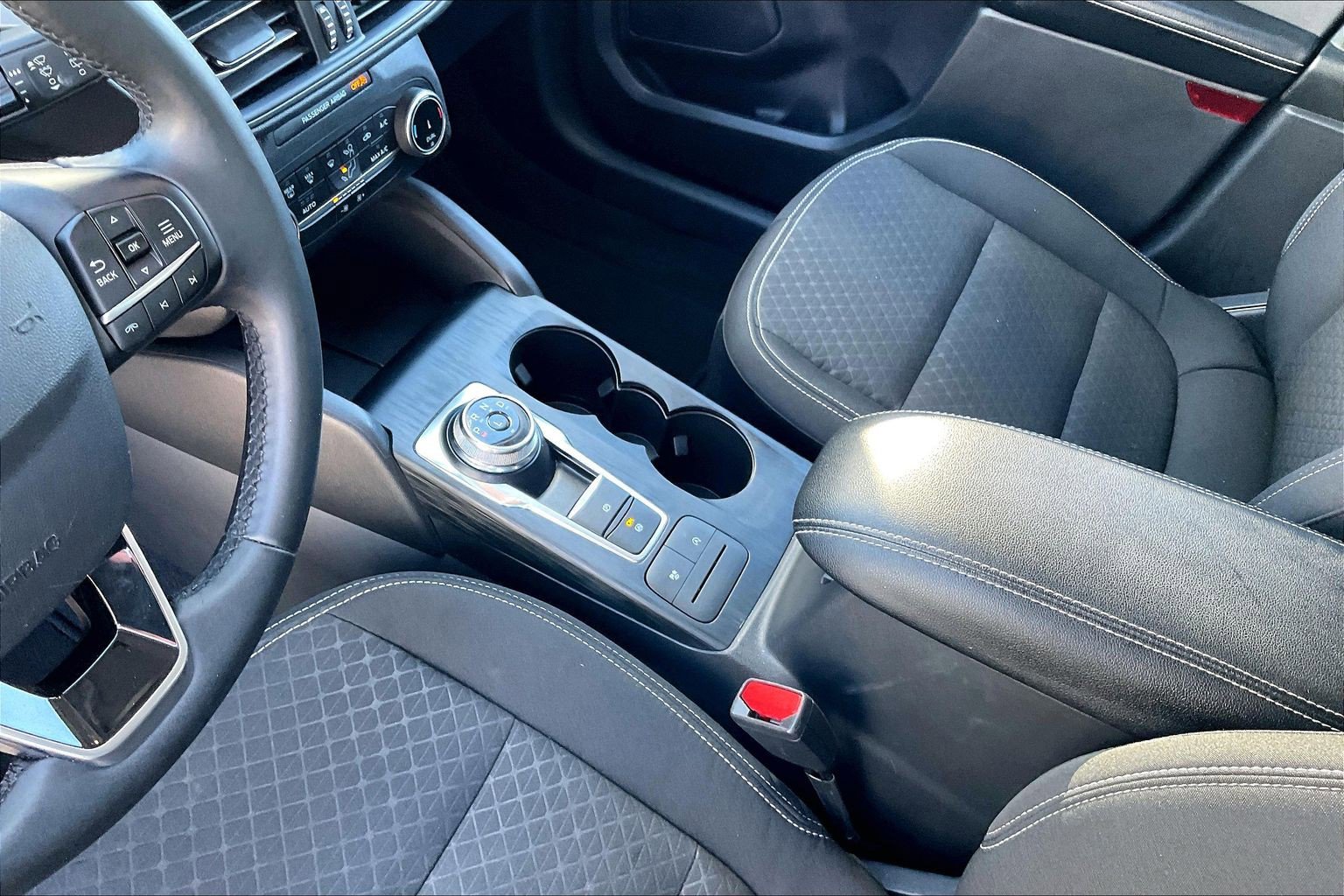 Certified 2024 Ford Escape Active FWD image 15