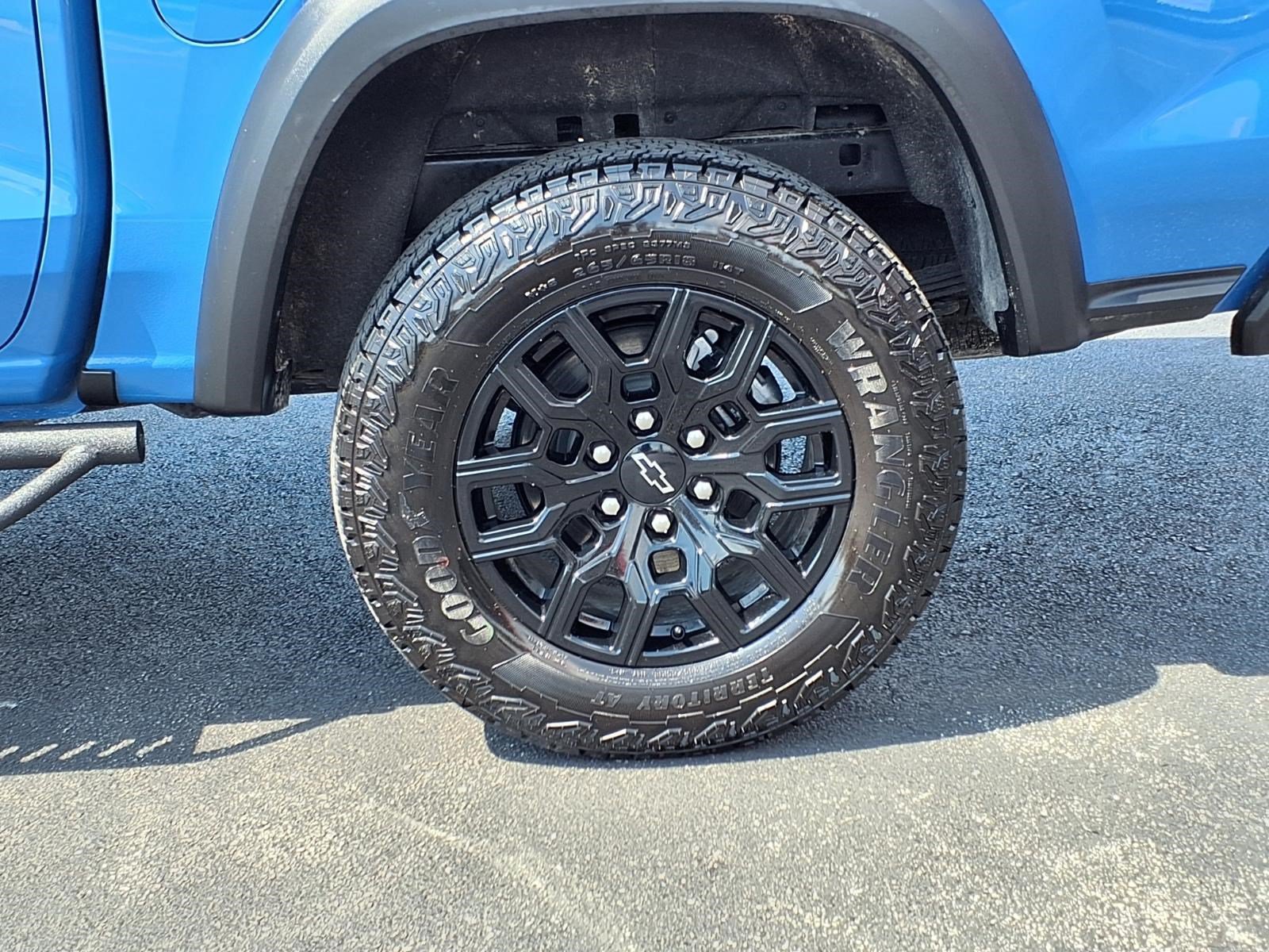 Used 2026 Chevrolet Colorado Trail Boss AWD/4WD image 10