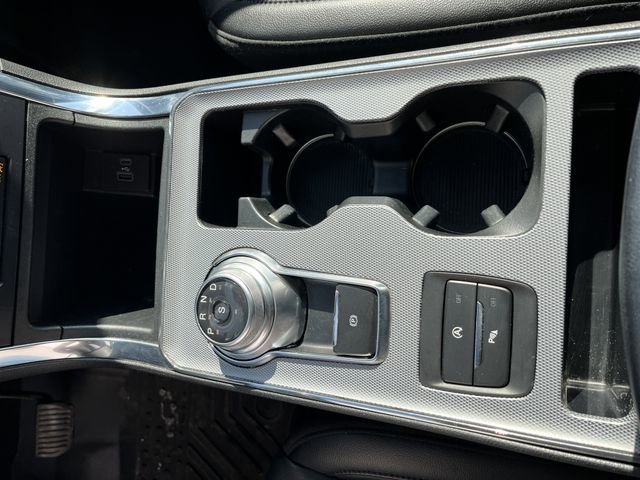 Certified 2021 Ford Edge Titanium w/ Cargo Accessory Package image 34