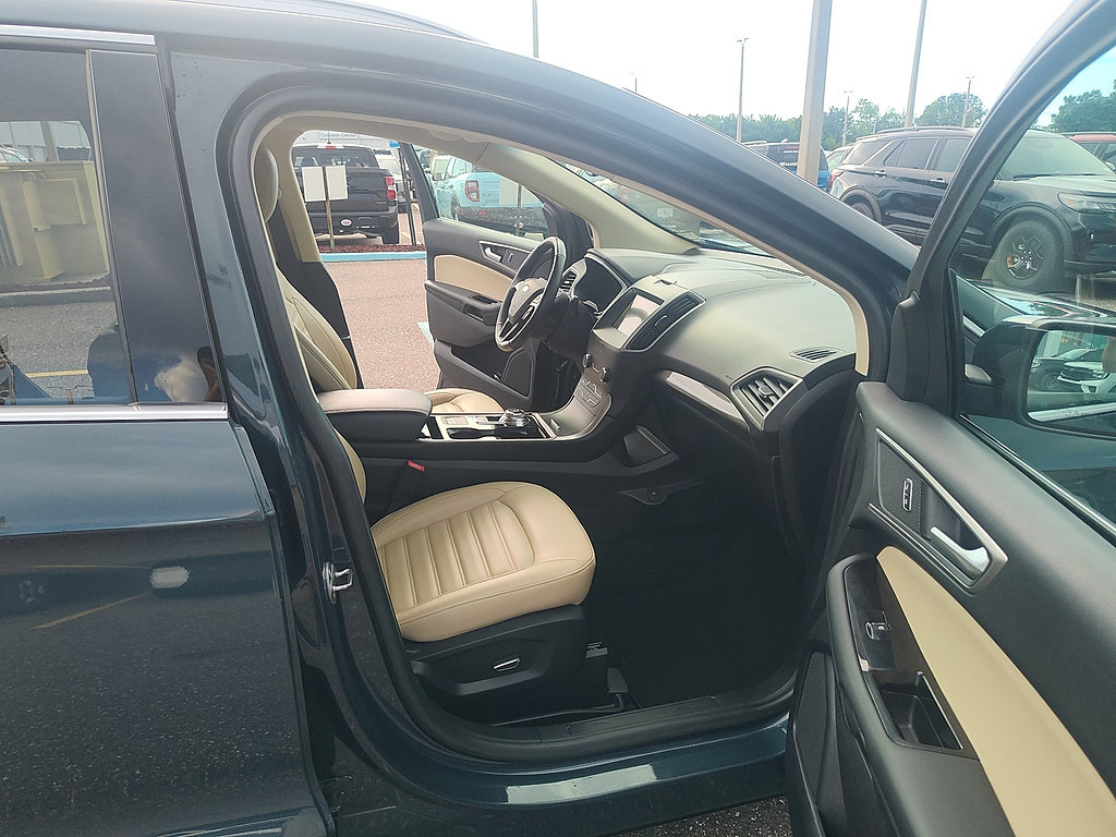 Certified 2019 Ford Edge SEL w/ Equipment Group 201A FWD image 24
