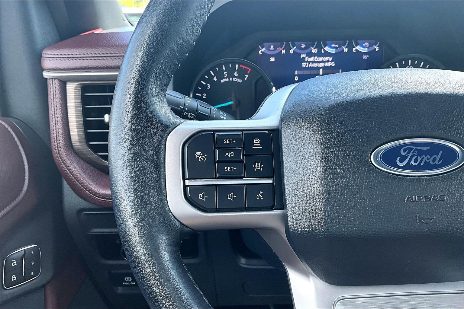 Certified 2023 Ford Expedition Limited AWD/4WD image 18