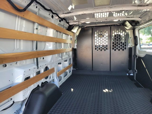 Certified 2025 Ford Transit 250 Low Roof w/ Exterior Upgrade Package RWD image 12