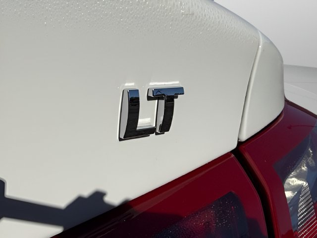 Used 2024 Chevrolet Malibu LT FWD image 18